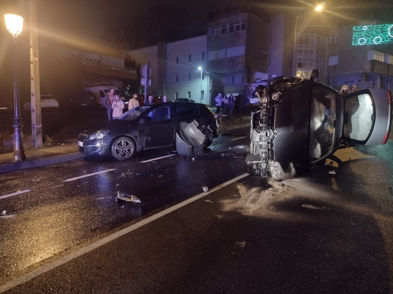 Un Conductor Sale Ileso De Un Aparatoso Accidente Con Vuelco En La R A