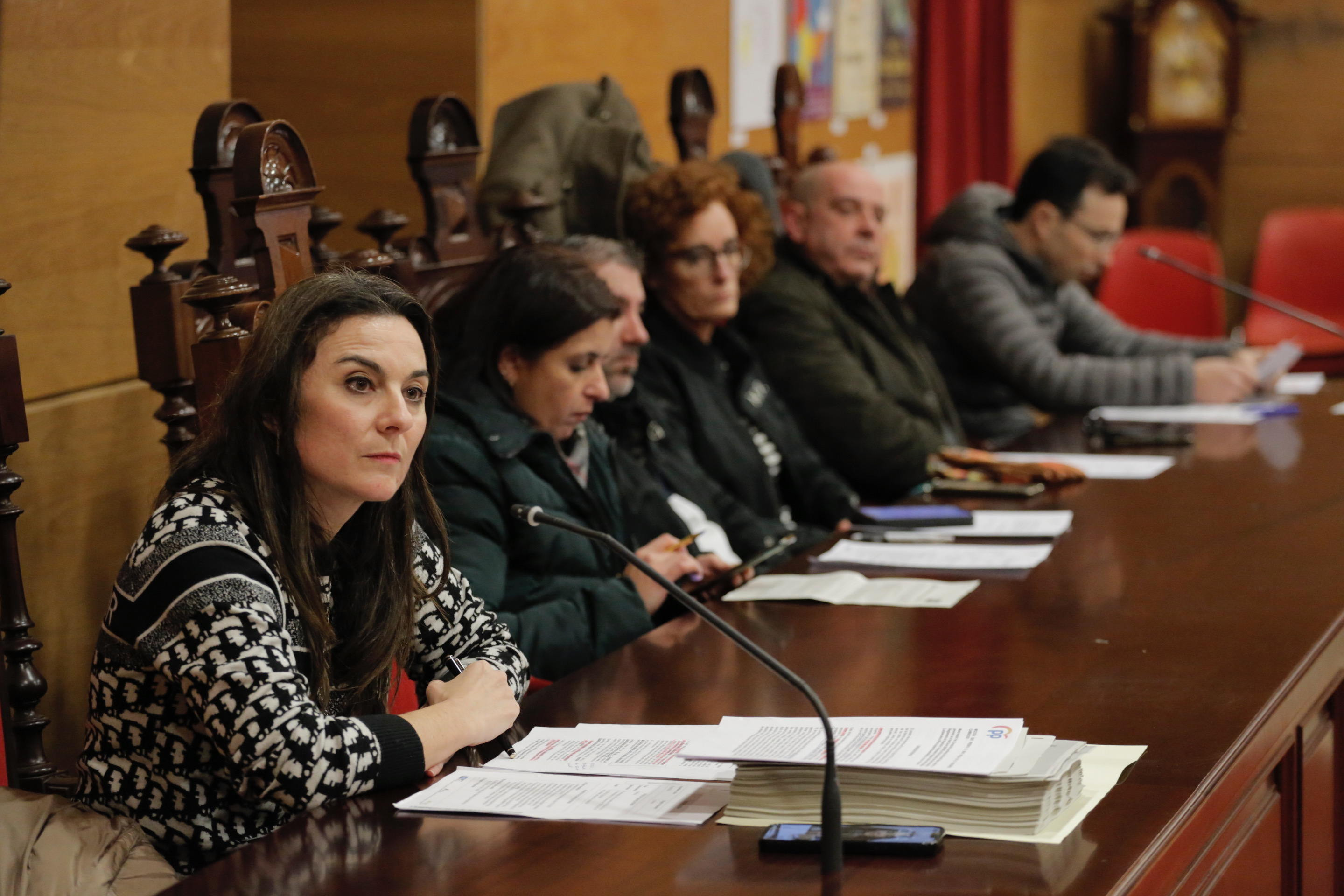 El PP de Cambados considera que el Presupuesto só está pensado para