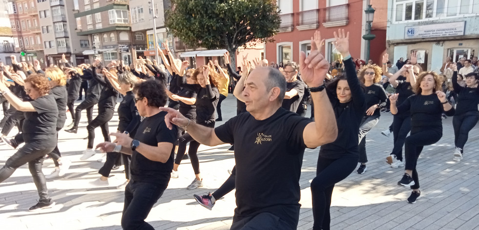 Taller Alecrín y Cen Pliés celebraron el Día Internacional de la Danza con sendas exhibiciones en Ribeira y Boiro