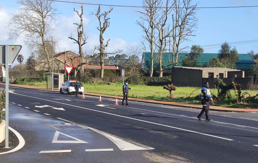 Caldas acogerá un cribado y el colegio de Carril alcanza ya los 23 positivos