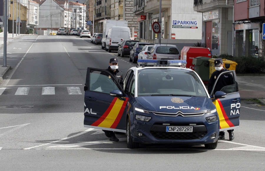 Detenido por maltrato cuando iba al volante drogado y sin carnet