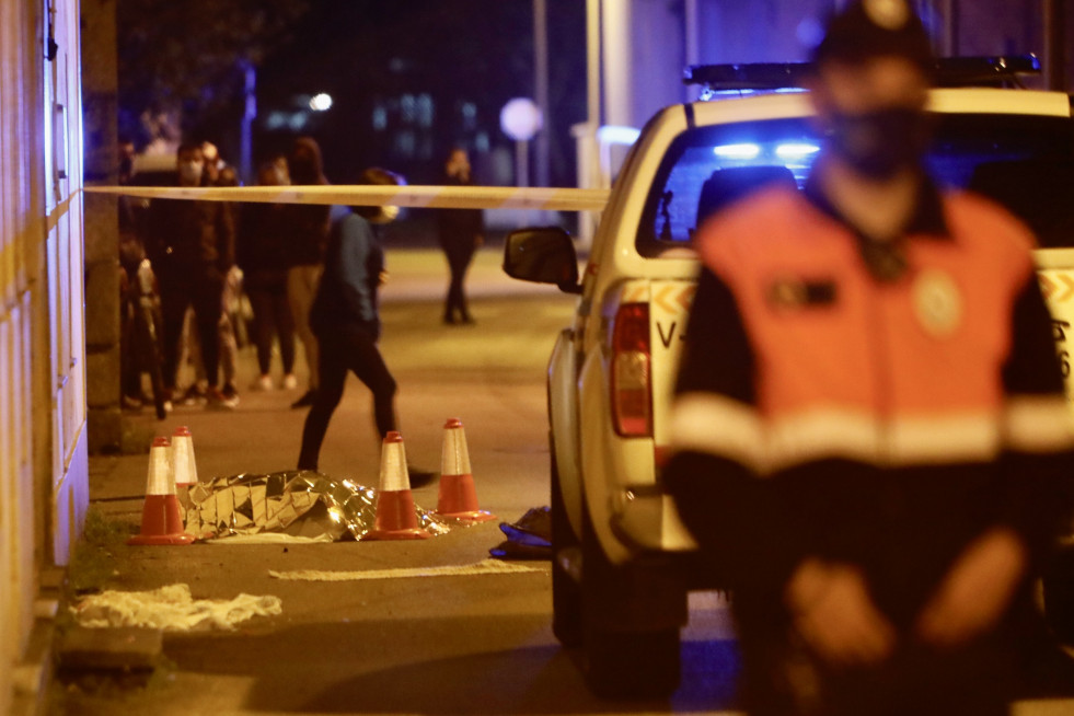 Fallece una mujer tras ser arrollada por un vehículo que se dio a la fuga frente a la iglesia de Vilanova