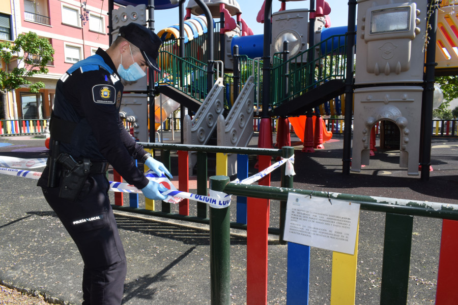 Arousa se prepara para la salida de los niños: prohibidos los parques y playas