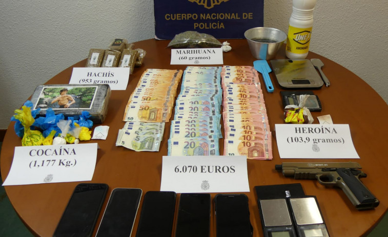 La redada antidroga de la semana pasada en Ribeira se salda con 9 detenidos y la incautación de 1,117 kilos de cocaína y 953 gramos de hachís