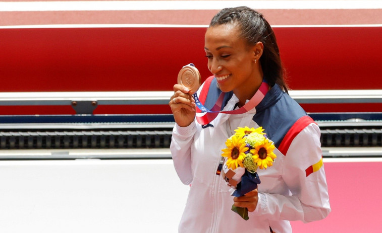 Ana Peleteiro será hija predilecta de Ribeira y Álex Vidal, medalla de oro