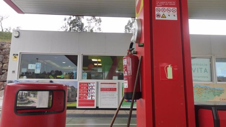 La gasolina sube un 0,77%, el diésel un 1,47% y ambos marcan máximos desde 2014