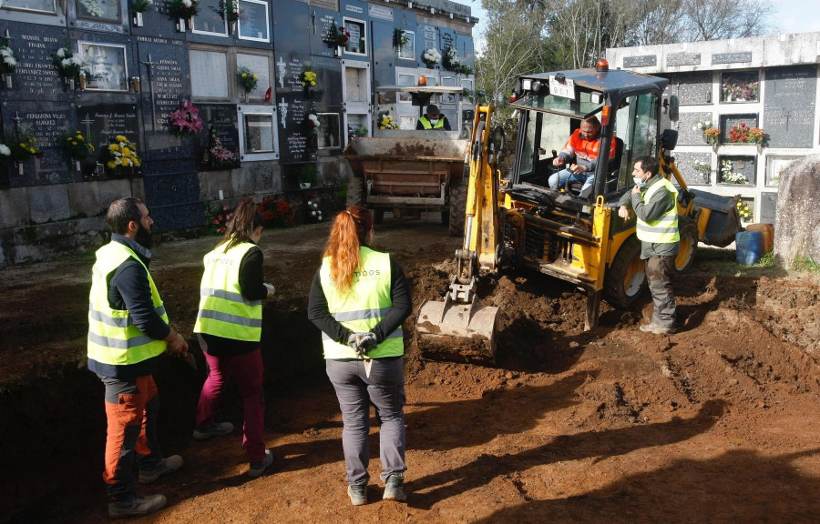 La excavación de la fosa común concluye con tres cuerpos que se analizarán como posibles represaliados