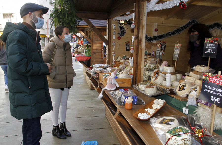 Solidaridad, compras y patinaje en familia para disfrutar del ambiente navideño