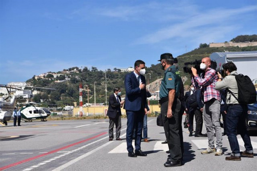 Condenado por patear un coche de la caravana de Pedro Sánchez durante la crisis migratoria en Ceuta