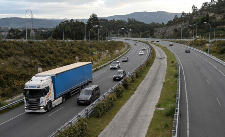 El Gobierno aumenta los tiempos de conducción por el paro de los transportistas