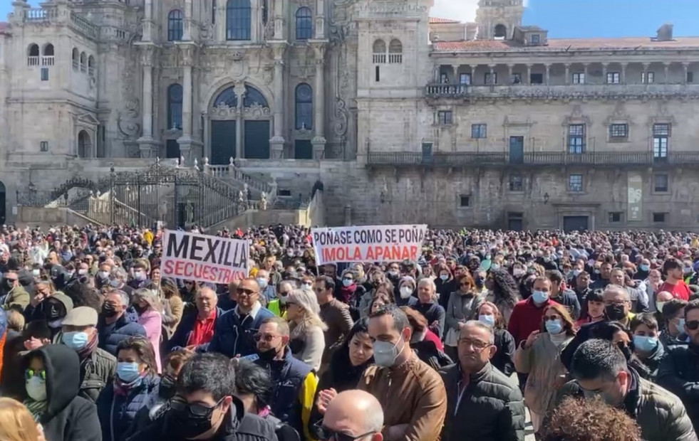 El sector del mejillón saca músculo en Santiago para exigir solución al conflicto de la cría