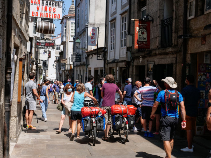 Galicia supera las 600.000 personas curadas de Covid y caen a 562 las ingresadas y a unos 9.200 los casos