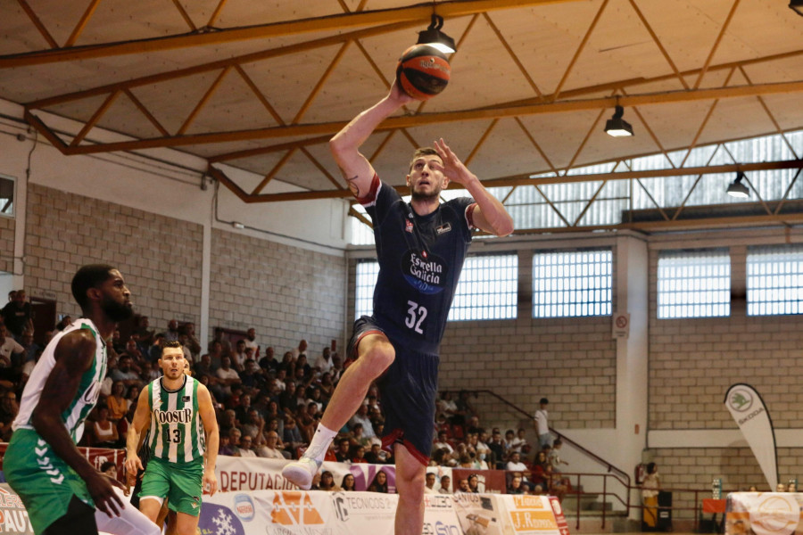 El Obradoiro se corona en Vilagarcía