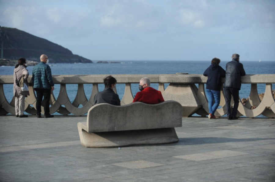 El dominio anticiclónico se mantiene este domingo en Galicia