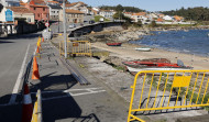 Costas obliga a parar la retirada del paseo de O Naval el primer día de obra