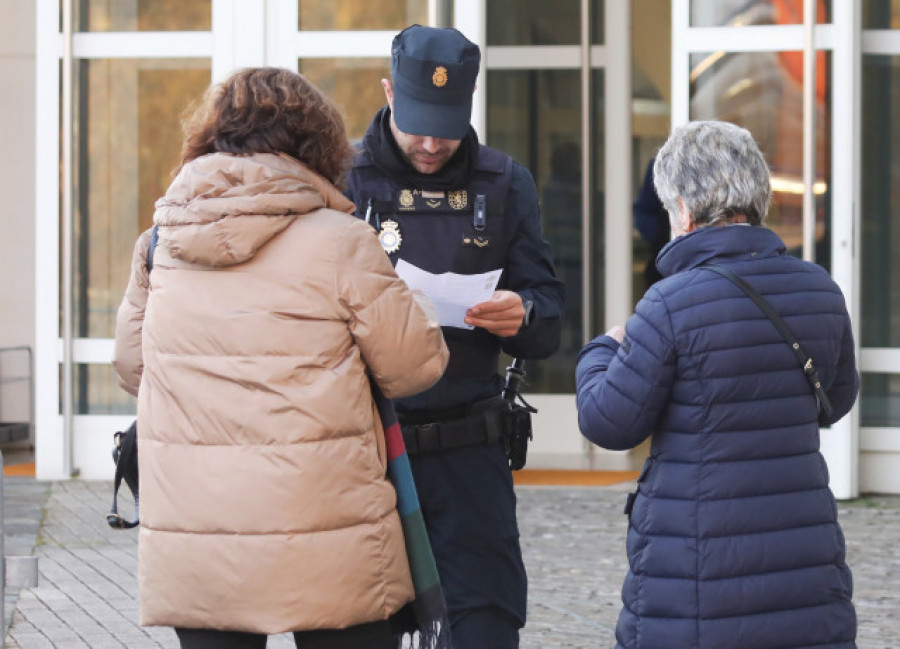 La madre de dos niñas critica que la seguridad en el Alvia "era ver un chalé y frenar"