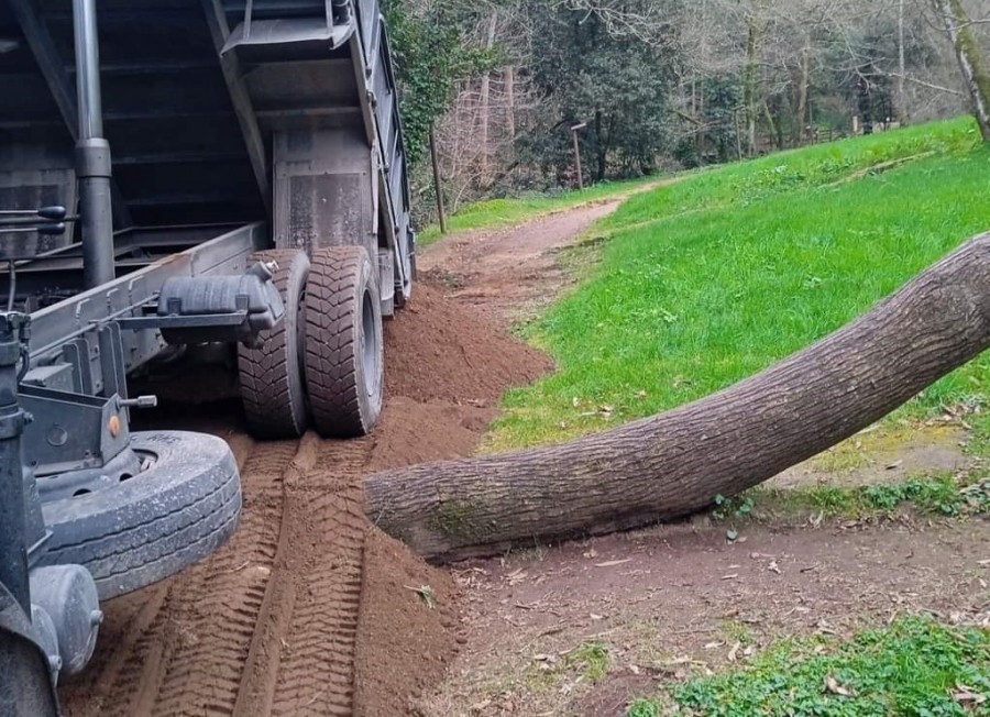 Meis licita la rehabilitación del bar de la Ruta da Pedra y mejora la senda y la Aldea Labrega