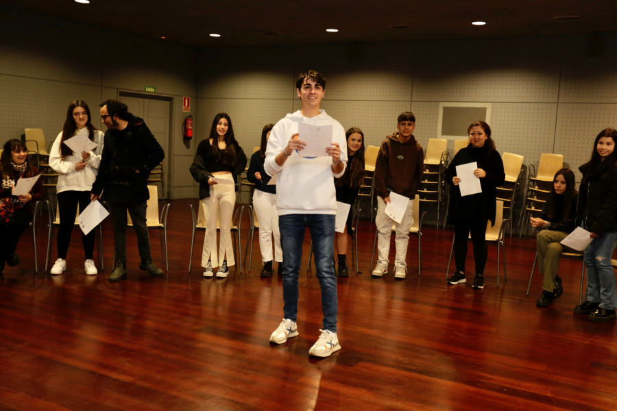 Un "Parlamento joven" en el Auditorio de Vilagarcía