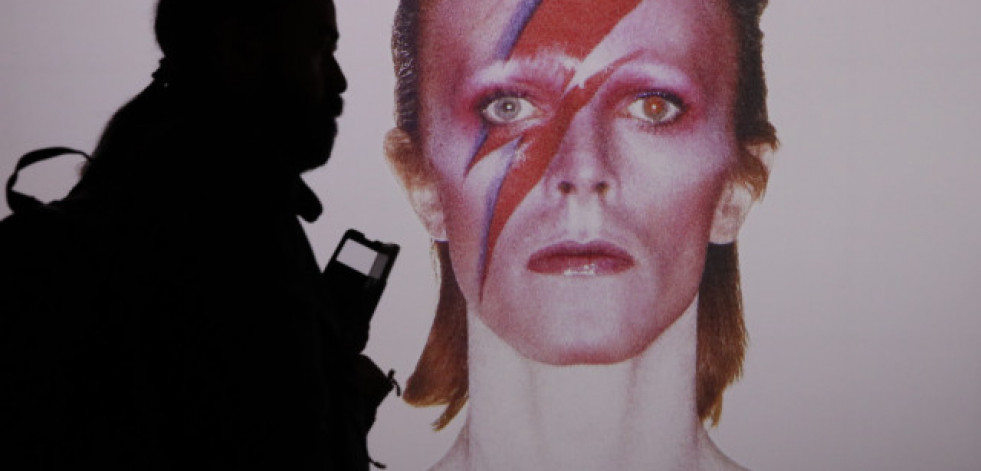 El misterio de la imagen del rayo de David Bowie se desentraña en Madrid