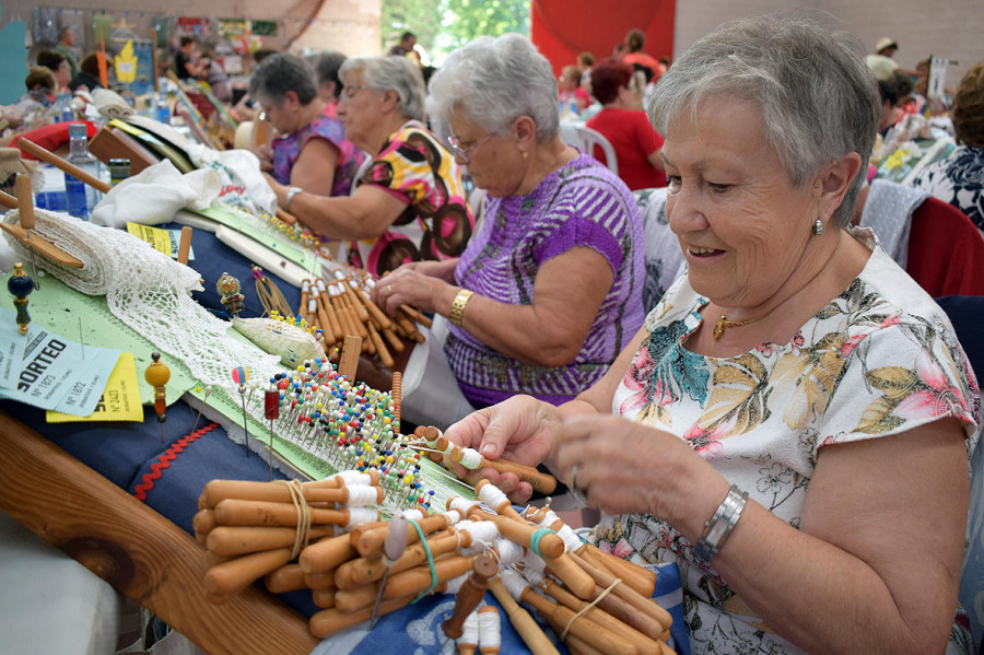 Xil acogerá su “I Encontro de Palilleiras” con hasta 600 participantes y sorteo de regalos