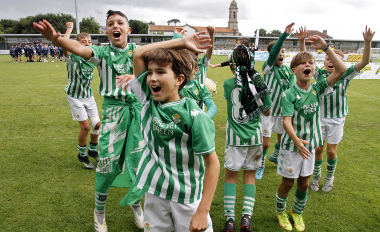 Siro López será el padrino de la III Copa Ribadumia que se celebra en junio