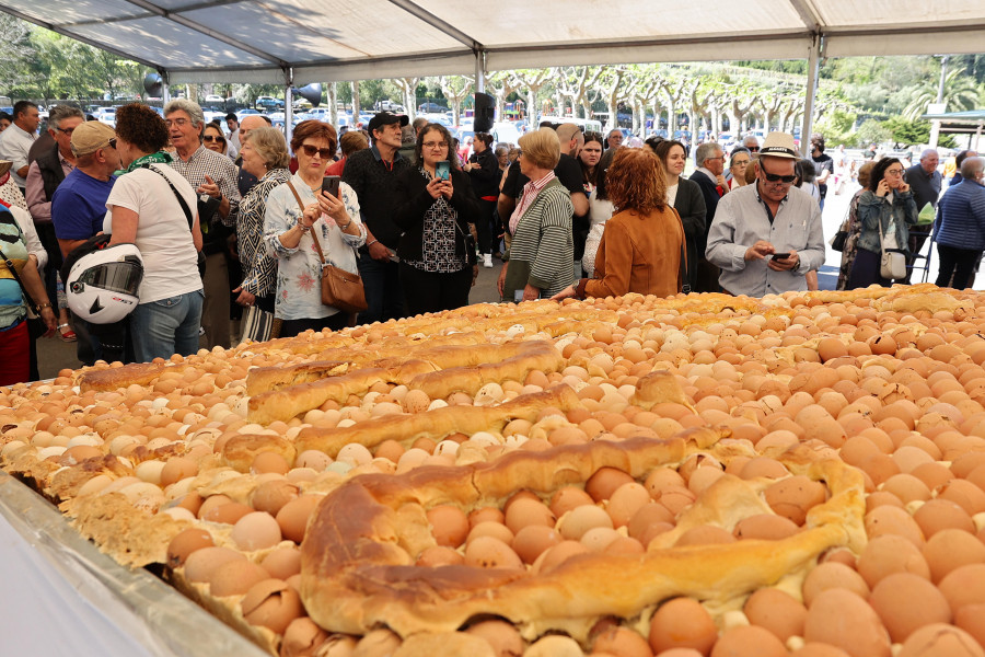 San Gregorio recupera su banquete y reedita otro bollo gigante