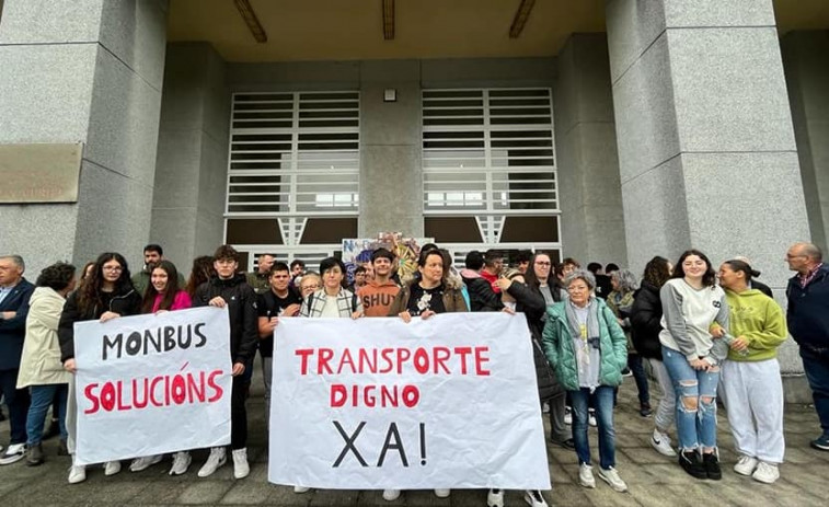 La ANPA del IES de Rianxo exige un transporte de calidad para la ruta escolar