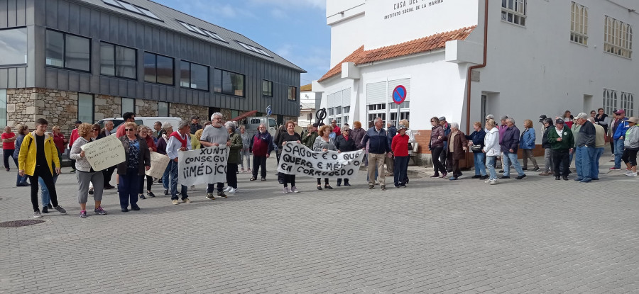 La Xunta defiende que Ribeira contará con dos nuevos médicos que podrán prestar servicio en el consultorio de Corrubedo