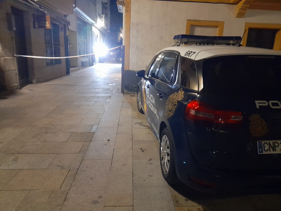 El PSOE demanda más presencia policial a pie en las calles tras el intento de homicidio de esta noche en Ribeira