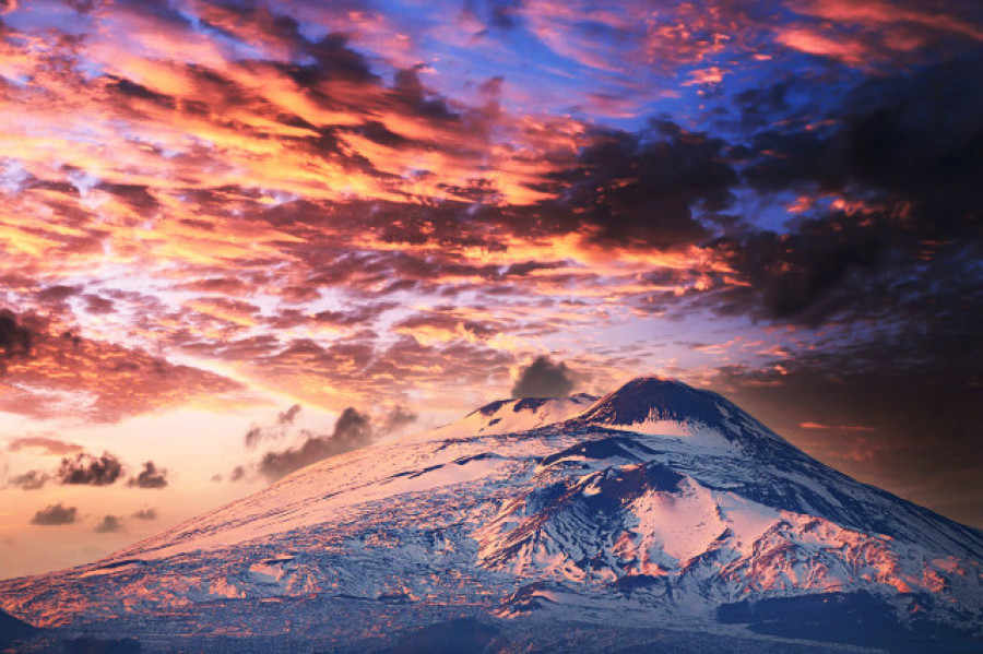 La erupción del Etna se da por concluida y reabre el aeropuerto de Catania