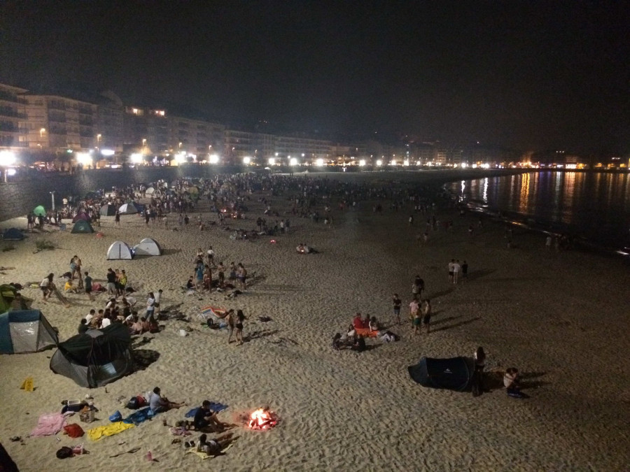 Sanxenxo autoriza hogueras en las playas de Panadeira, Silgar y Caneliñas por la noche de San Juan