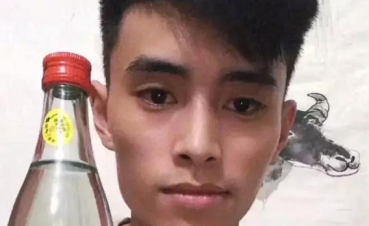 Un célebre influencer chino muere por ingesta de alcohol mientras transmitía en directo