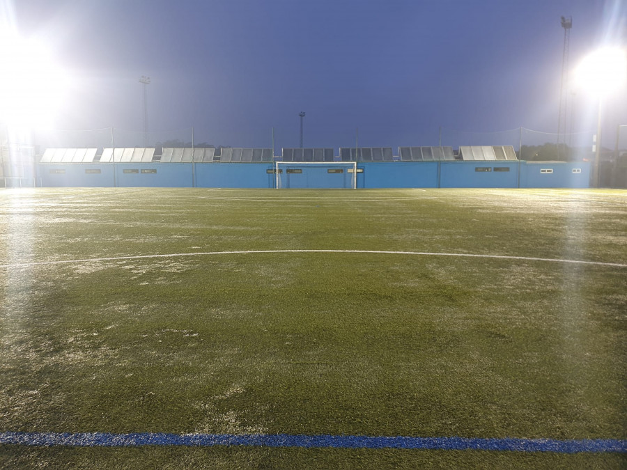 El Concello de Cambados culmina la instalación de leds en el campo de O Pombal