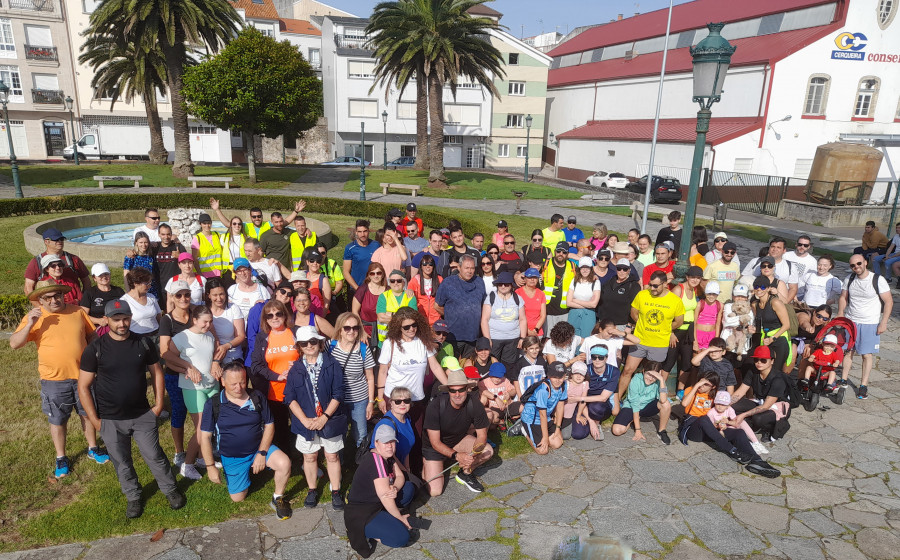 Exitosa caminata dominical organizada por la asociación social y cultural de Bandourrío en Ribeira