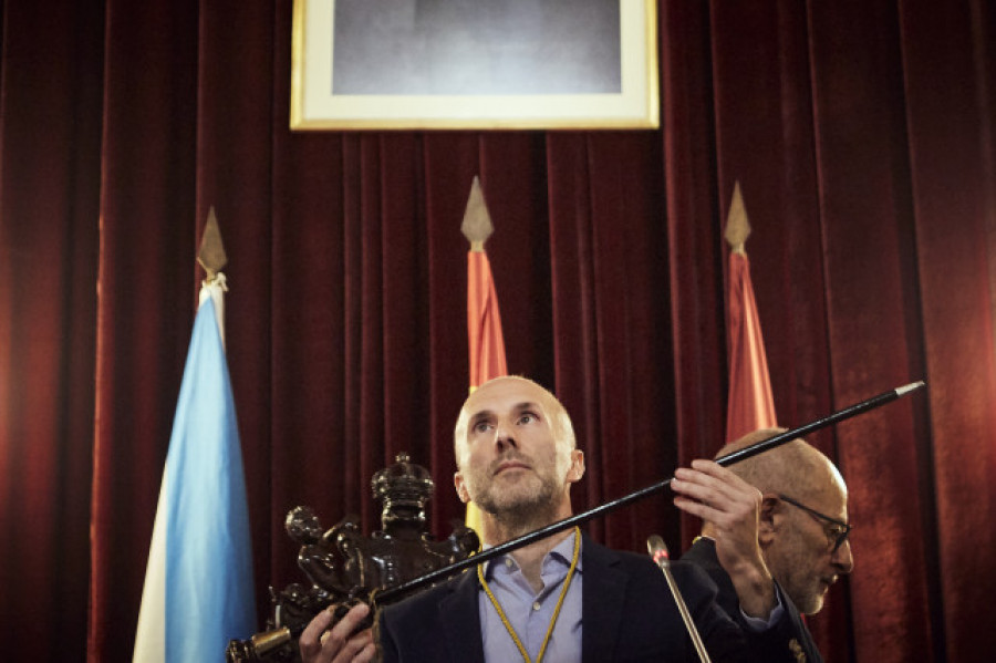 Pérez Jácome, reelegido alcalde de Ourense con los votos de sus ediles, tras un acuerdo de investidura con el PP