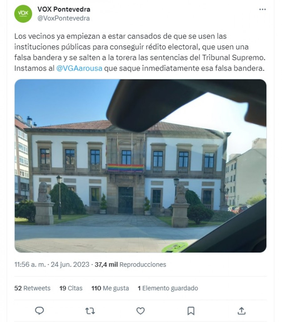 Vox Pontevedra desafía al Concello de Vilagarcía por la colocación de la bandera LGTBIQA+ en su fachada