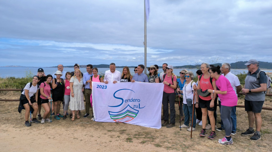 Sanxenxo iza la bandera en el sendero mágico de A Lanzada y lidera el ránking con siete rutas