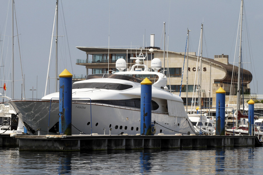 El puerto deportivo de Sanxenxo mejora sus datos de tránsito y banderas de procedencia respecto al 2022