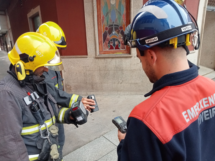 Desalojado un supermercado del centro de Ribeira ante una alerta por un posible escape de gas