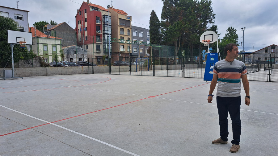 El Concello de A Pobra ejecuta el acondicionamiento de varias instalaciones deportivas