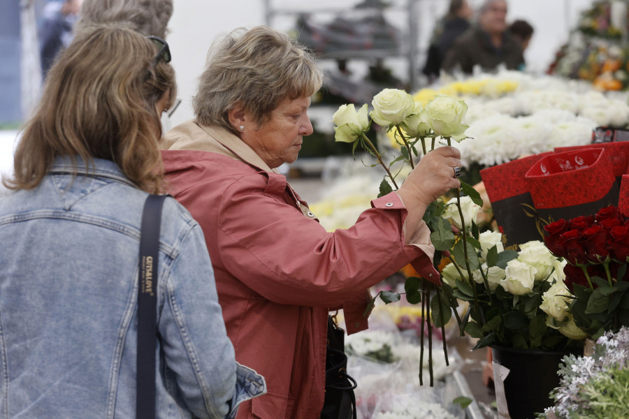 Vilagarcía vuelve con su Mercado das Flores por Todos los Santos y Difuntos