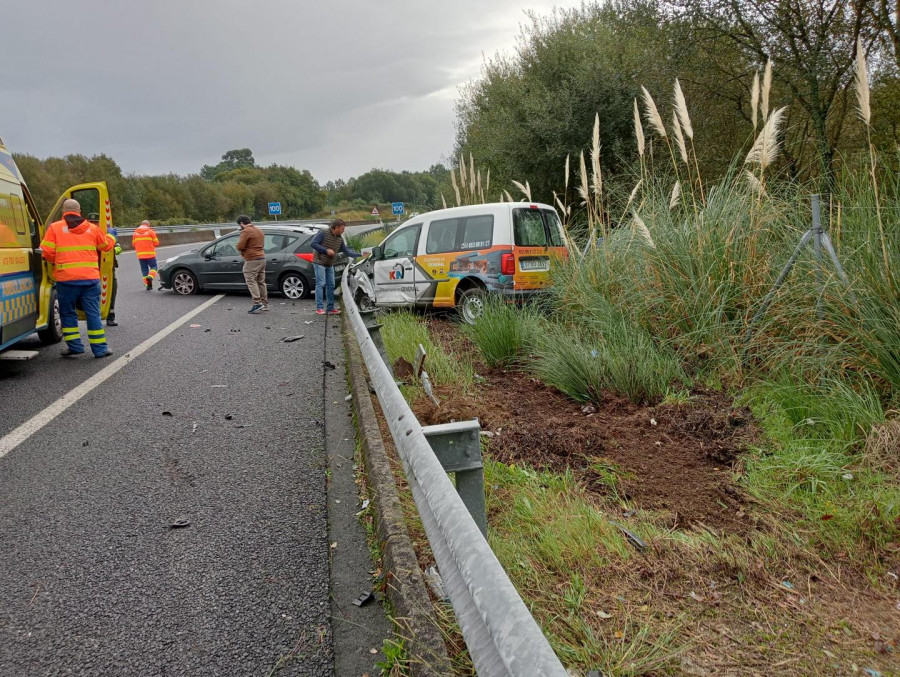 Una persona resulta herida tras sufrir una colisión en la Autovía do Barbanza