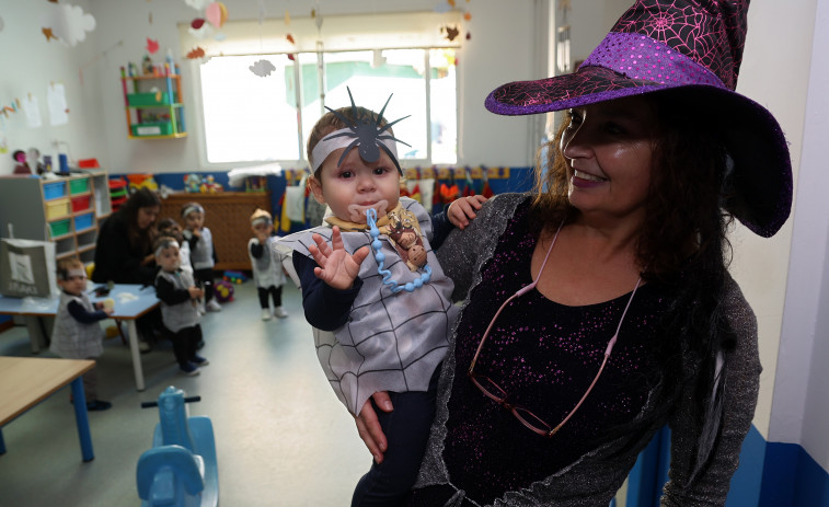 Arousa baila al ritmo del terror  con un Samaín que llega a todos los rincones