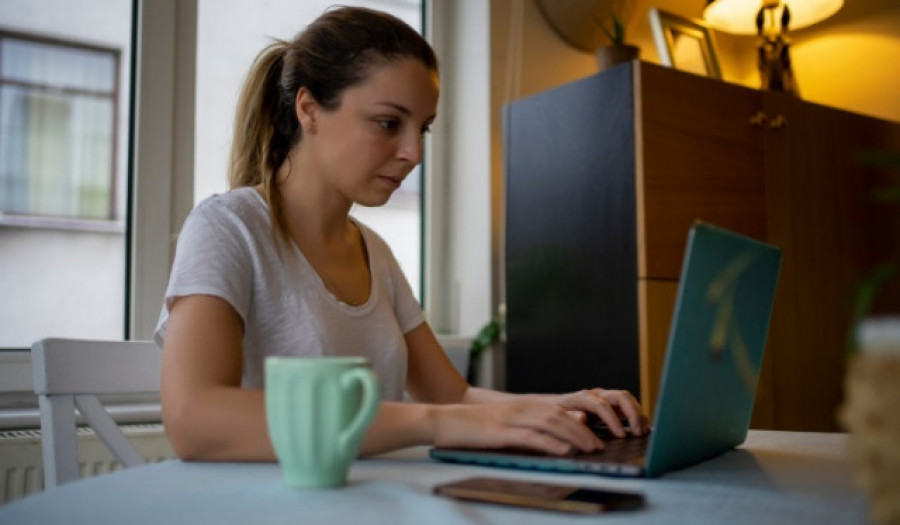 Un tercio de las empresas gallegas permiten el teletrabajo