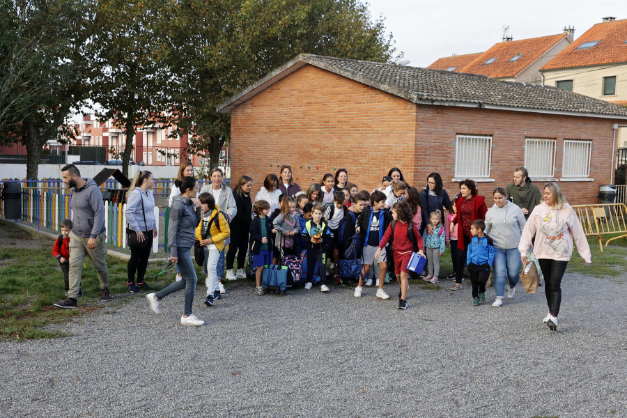 Las familias de Carril se movilizan por la saturación de un aula