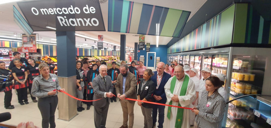 Inaugurado el nuevo Eroski Center en Rianxo tras una inversión de 2,2 millones de euros