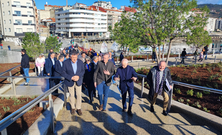 Sanxenxo inaugura su flamante pulmón verde que conecta el centro de la villa con el entorno del puerto