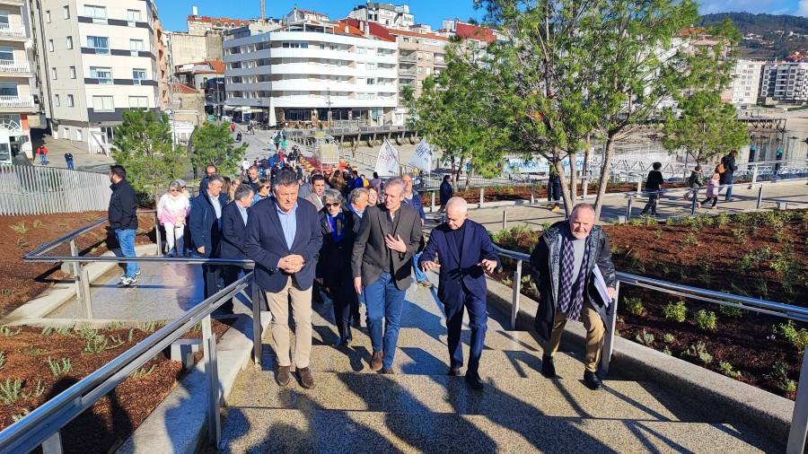 Sanxenxo inaugura su flamante pulmón verde que conecta el centro de la villa con el entorno del puerto