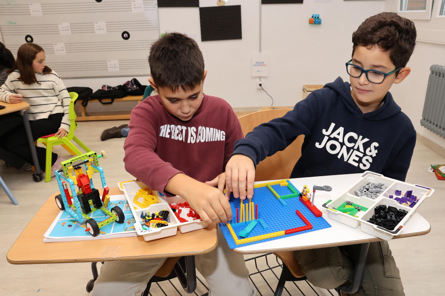 Cambados ofrece 20 plazas de un novedoso taller que combina tecnología y juegos para aprender