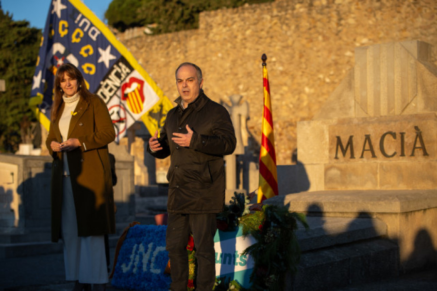 Junts se reunió con el PP en verano a la vez que lo hacía con el PSOE